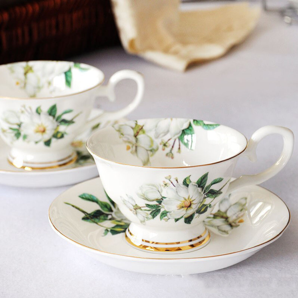 Classic Ceramic Flower-Printed Tea Cup