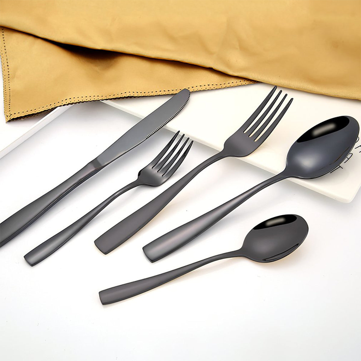 Black Cutlery Set