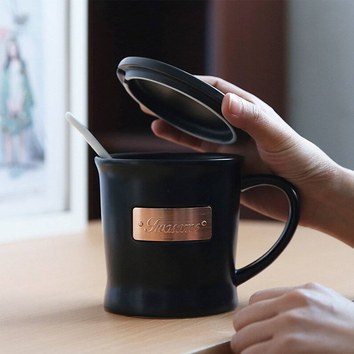 Creative Door-knob Ceramic Mug With Lid and Spoon