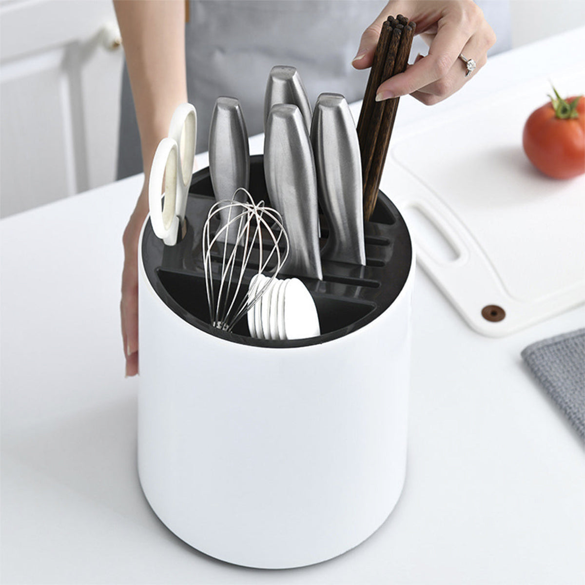 Modern Kitchen Utensil Holder