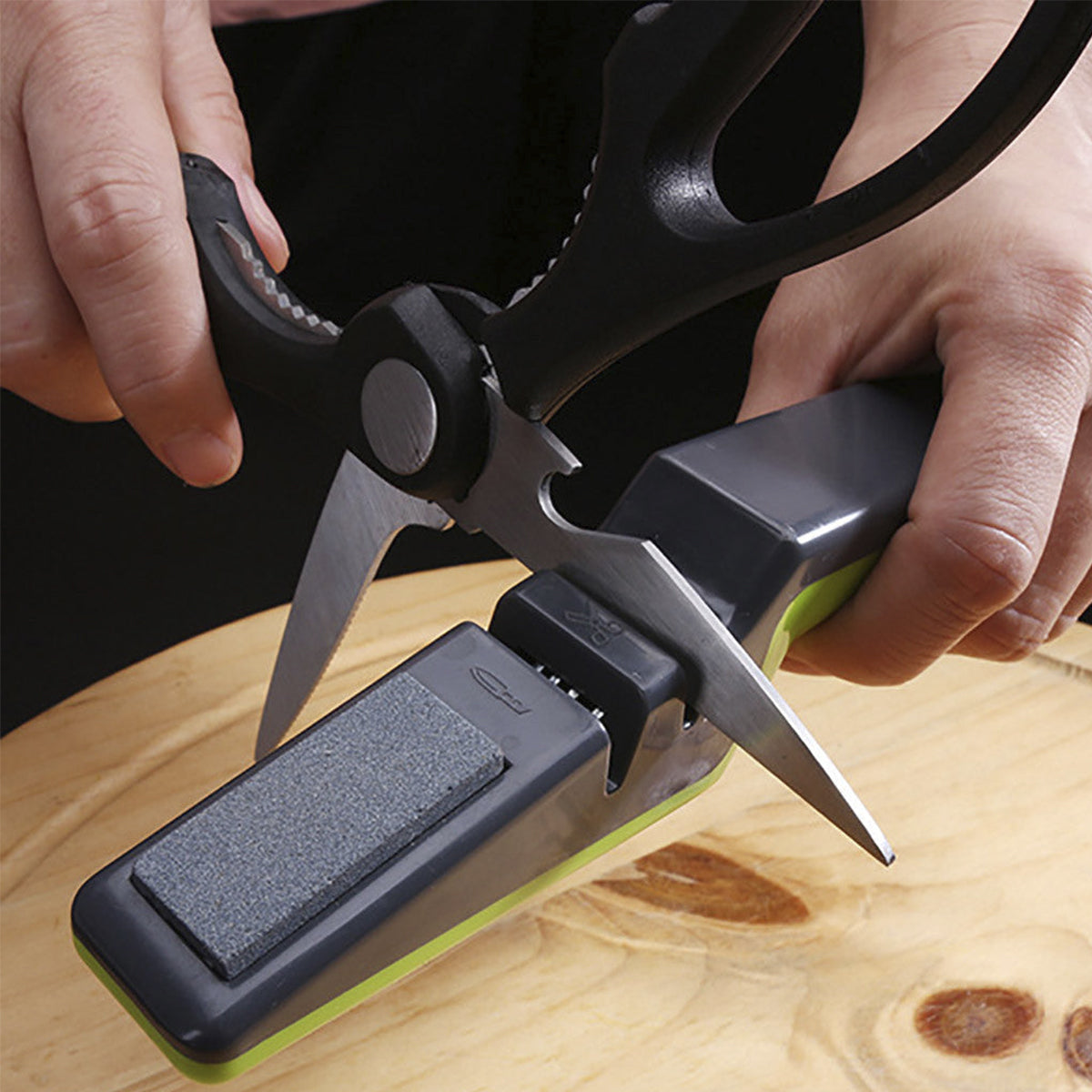 Multifunctional Knife Sharpener Tool